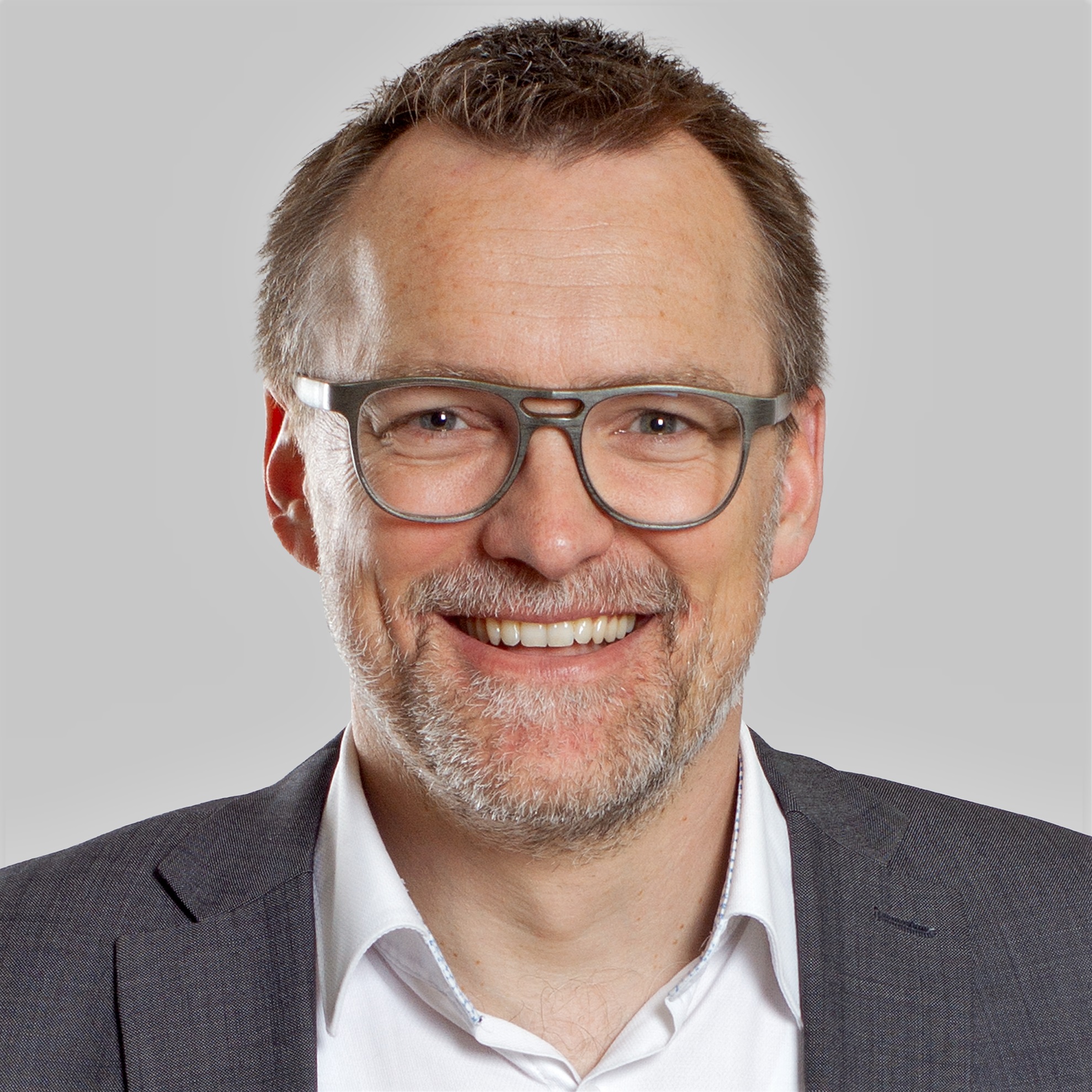 Portrait Matthias Stürmer 2023.jpg